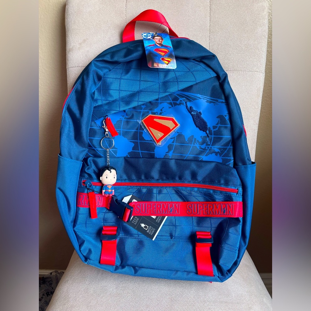 Superman 2025 Laptop Tech Backpack + Superman Figure Bag Charm Keychain NEW